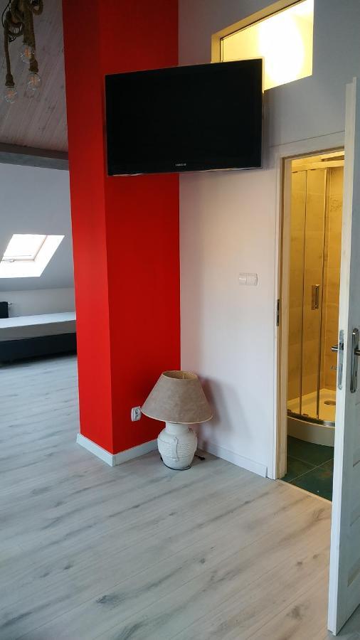 Apartament Witkacego Czerwony Słupsk Exterior foto