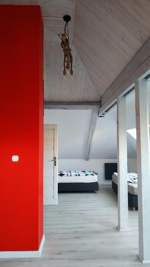 Apartament Witkacego Czerwony Słupsk Exterior foto