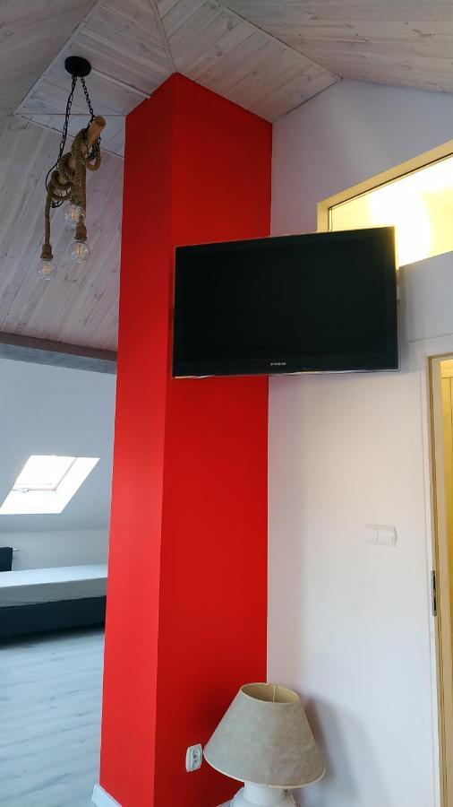 Apartament Witkacego Czerwony Słupsk Exterior foto